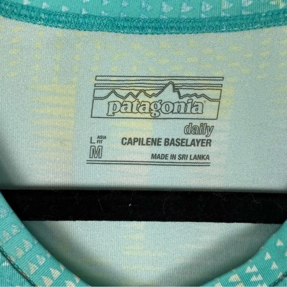 Patagonia base layer teal tee Medium - Picture 2 of 4
